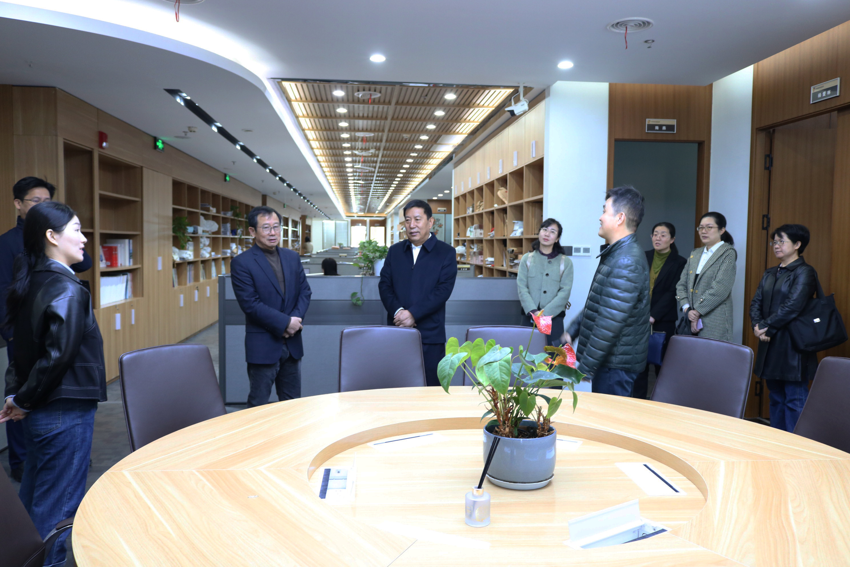 华邦动态 | 青海省司法厅调研组一行莅临我所调研指导律师工作