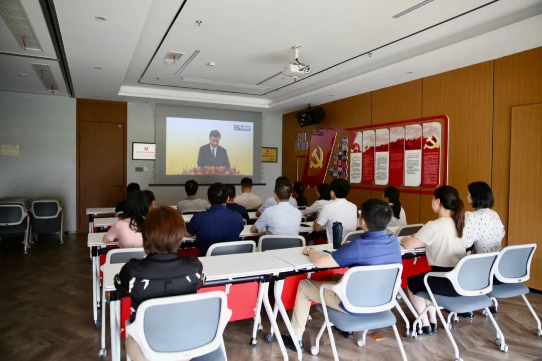 同心庆七一 奋进新征程 ｜华邦所党支部组织开展七一主题党日活动